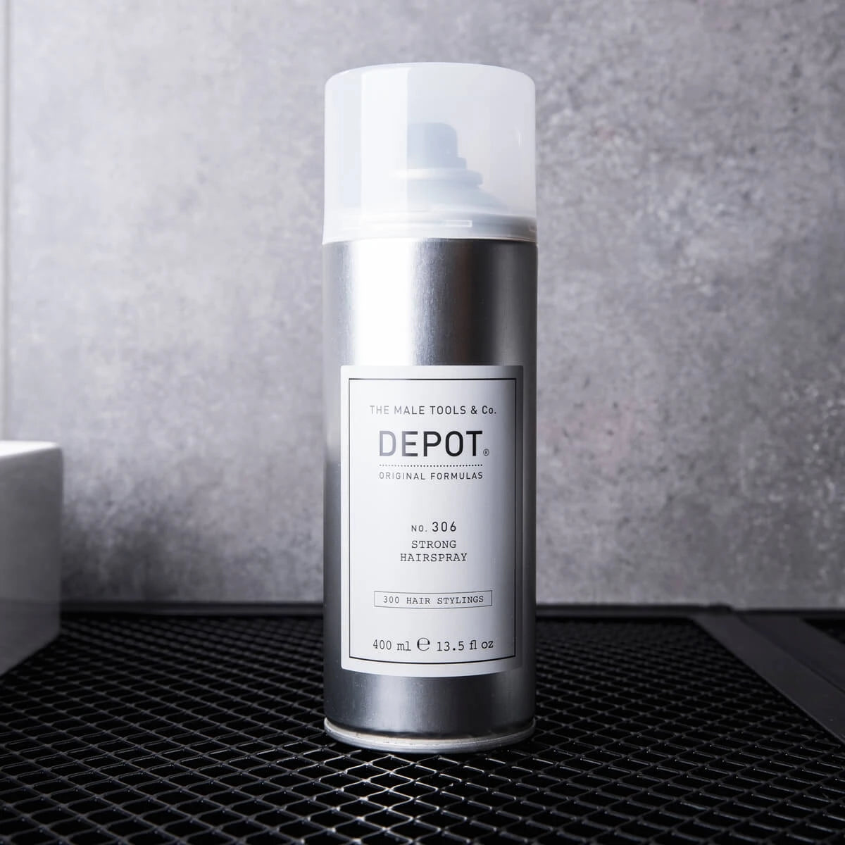 Strong Hairspray, nr 306, 400 ml.