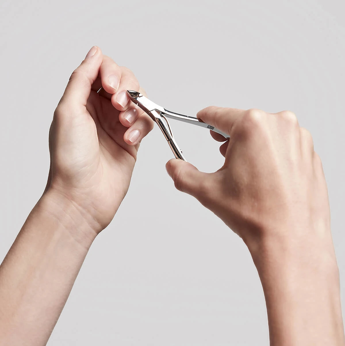 Nagelklippare för nagelband