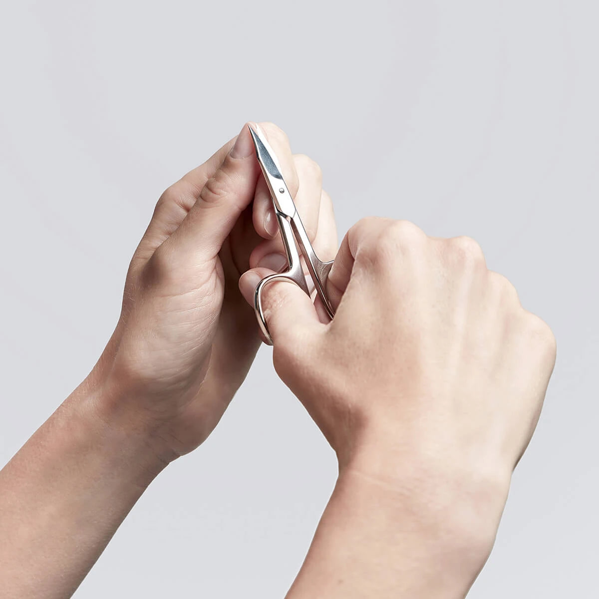 2-i-1 nagel- och nagelbandssax
