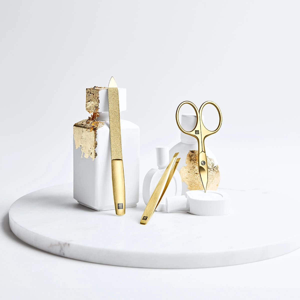 Manikyrset, 3 delar, Guld, Svart läder