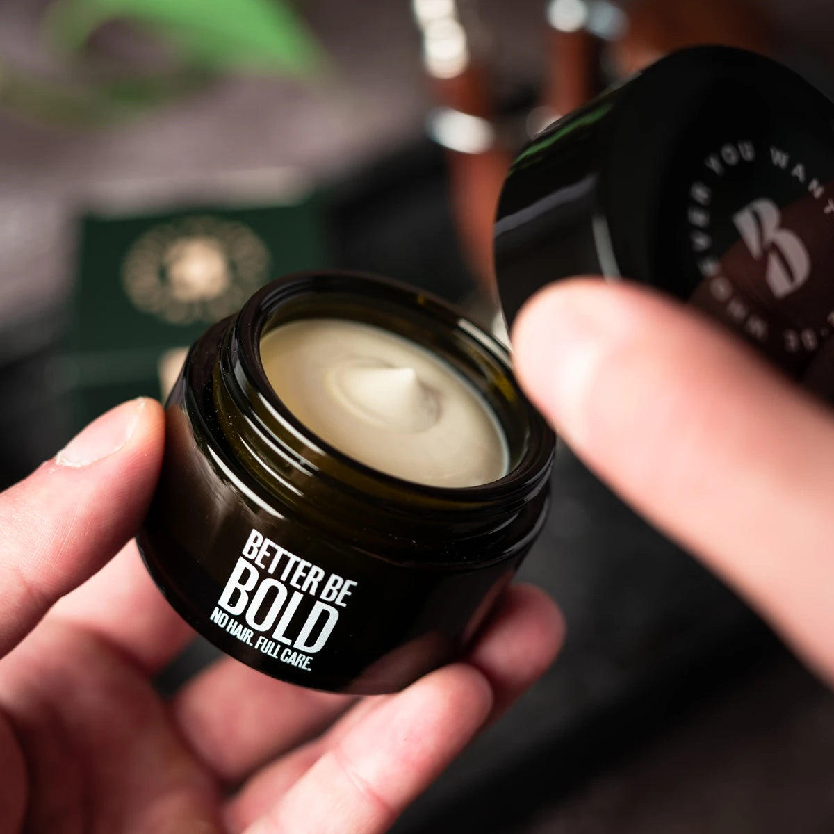 Återfuktande Bald Cream (0-3 mm.) - Matt Effect, 50 ml.
