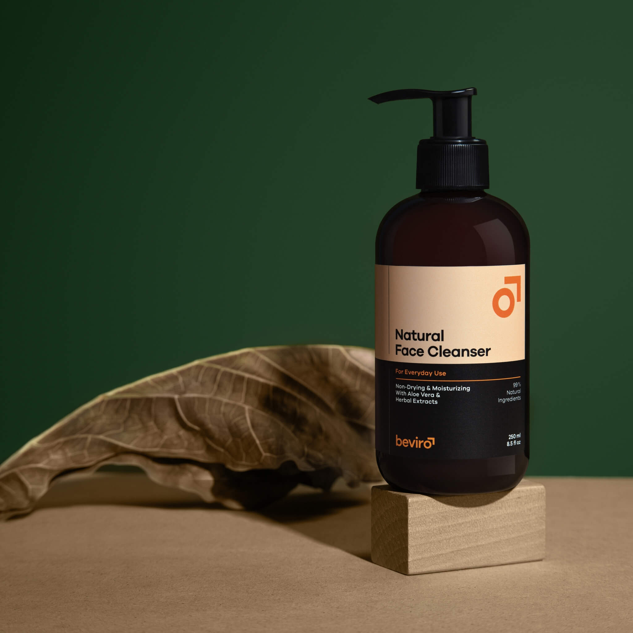 Naturlig ansiktsrengöring, 250 ml.
