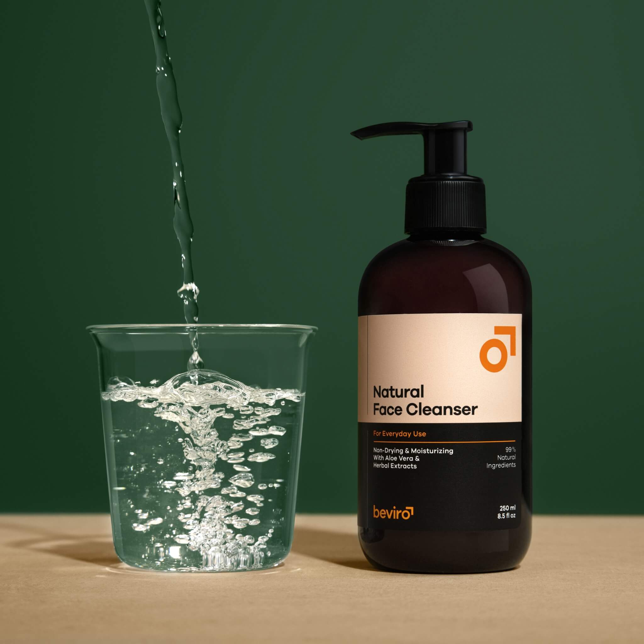 Naturlig ansiktsrengöring, 250 ml.