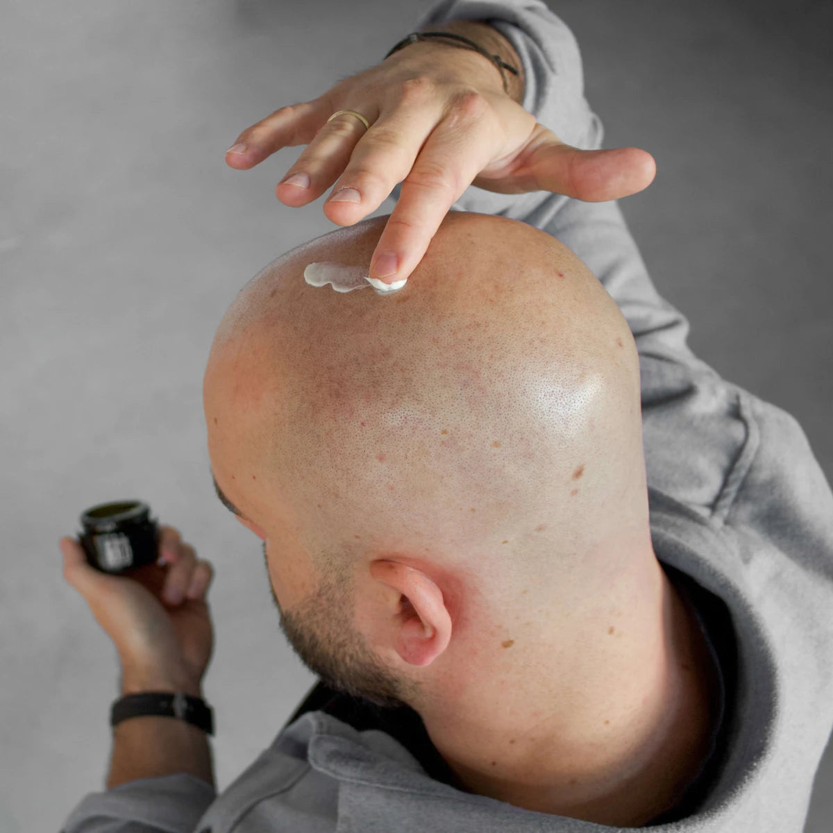 Återfuktande Bald Cream (0-3 mm.) - Matt Effect, 50 ml.