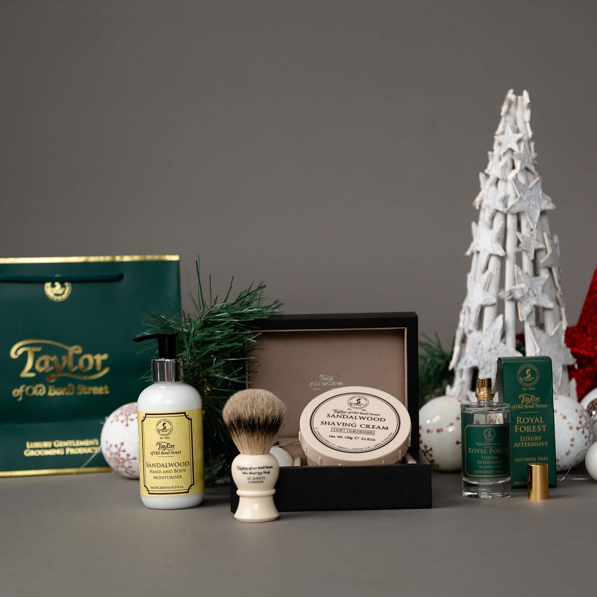Presentask med Rakborste av Pure Badger och Rakkräm, Sandalwood