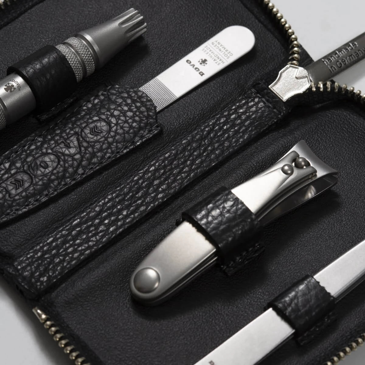 Grooming Set med 4 delar, Svart läder