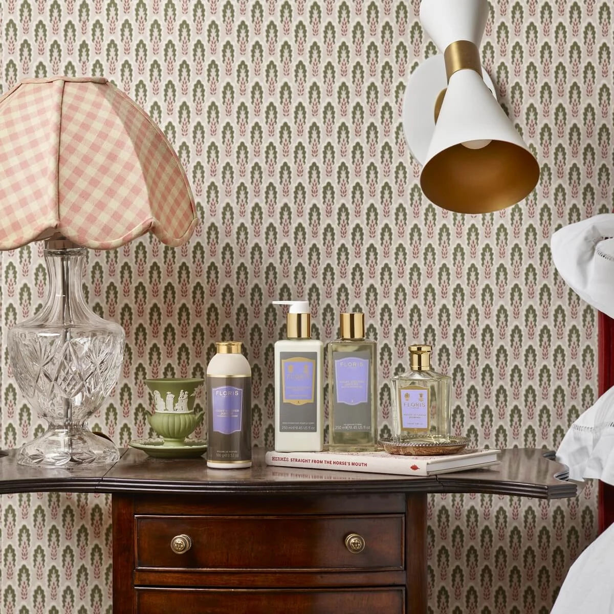 Night Scented Jasmine, Body Moisturiser, 250 ml.