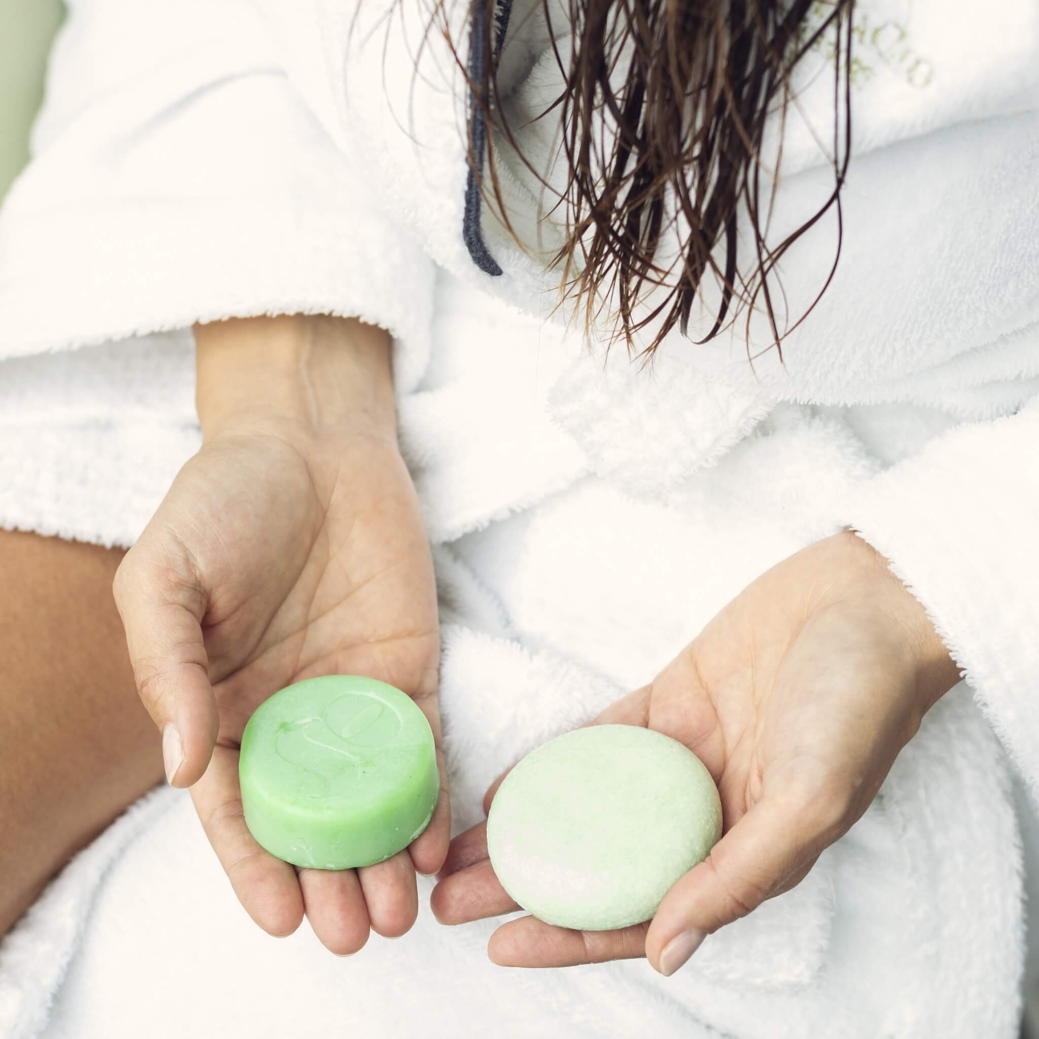 Shampoo Bar, Alla hårtyper - Fresh & Light, 80 g.