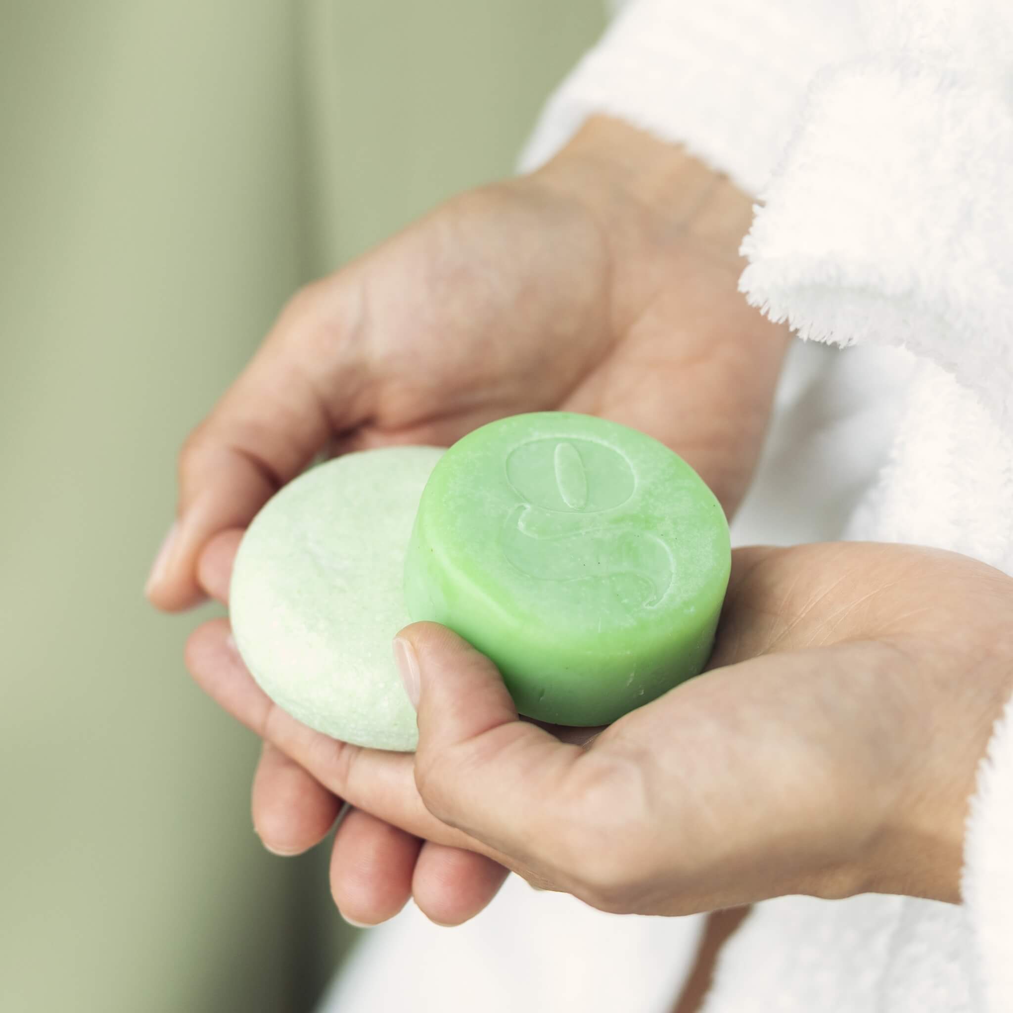 Shampoo Bar, Alla hårtyper - Fresh & Light, 80 g.