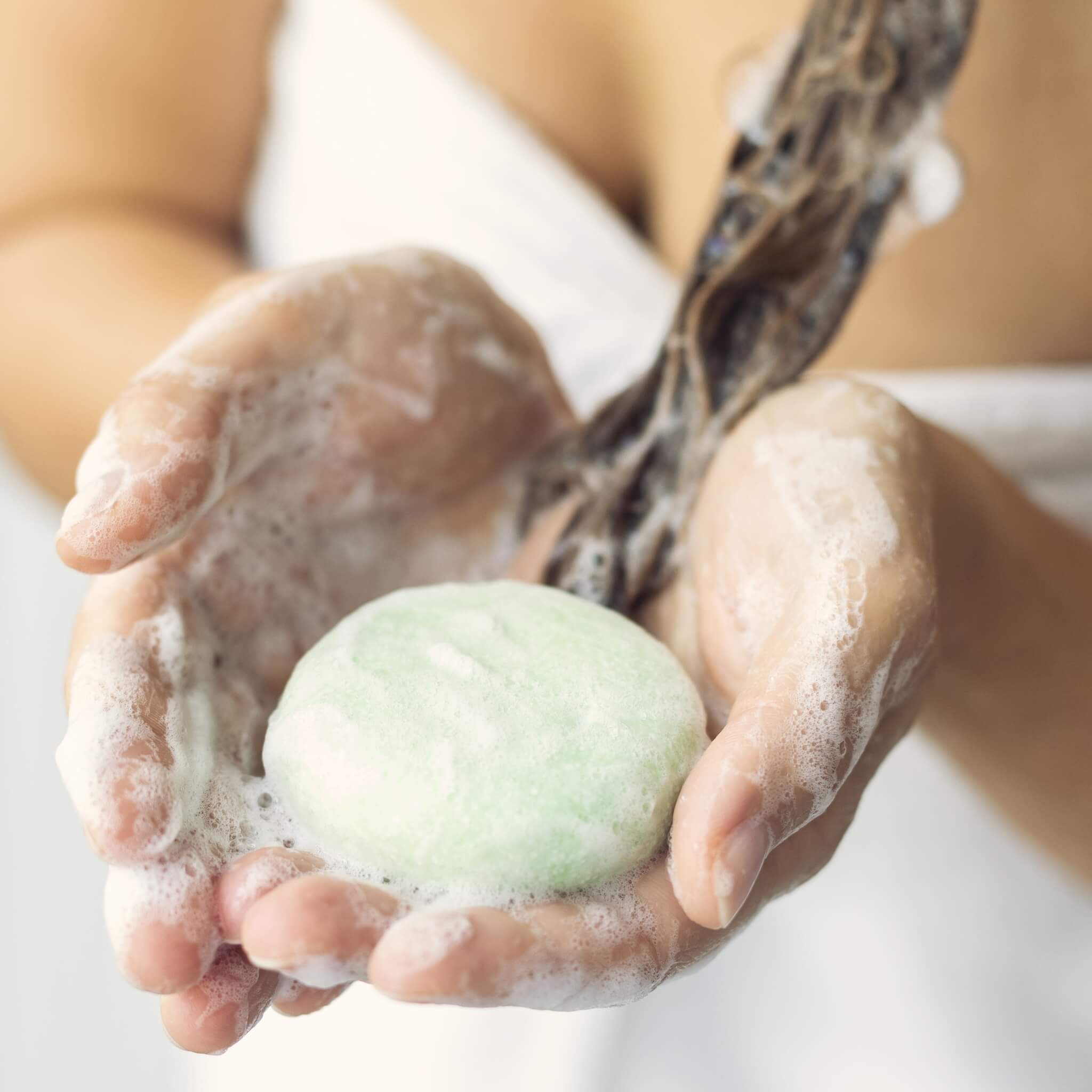 Shampoo Bar, Alla hårtyper - Fresh & Light, 80 g.