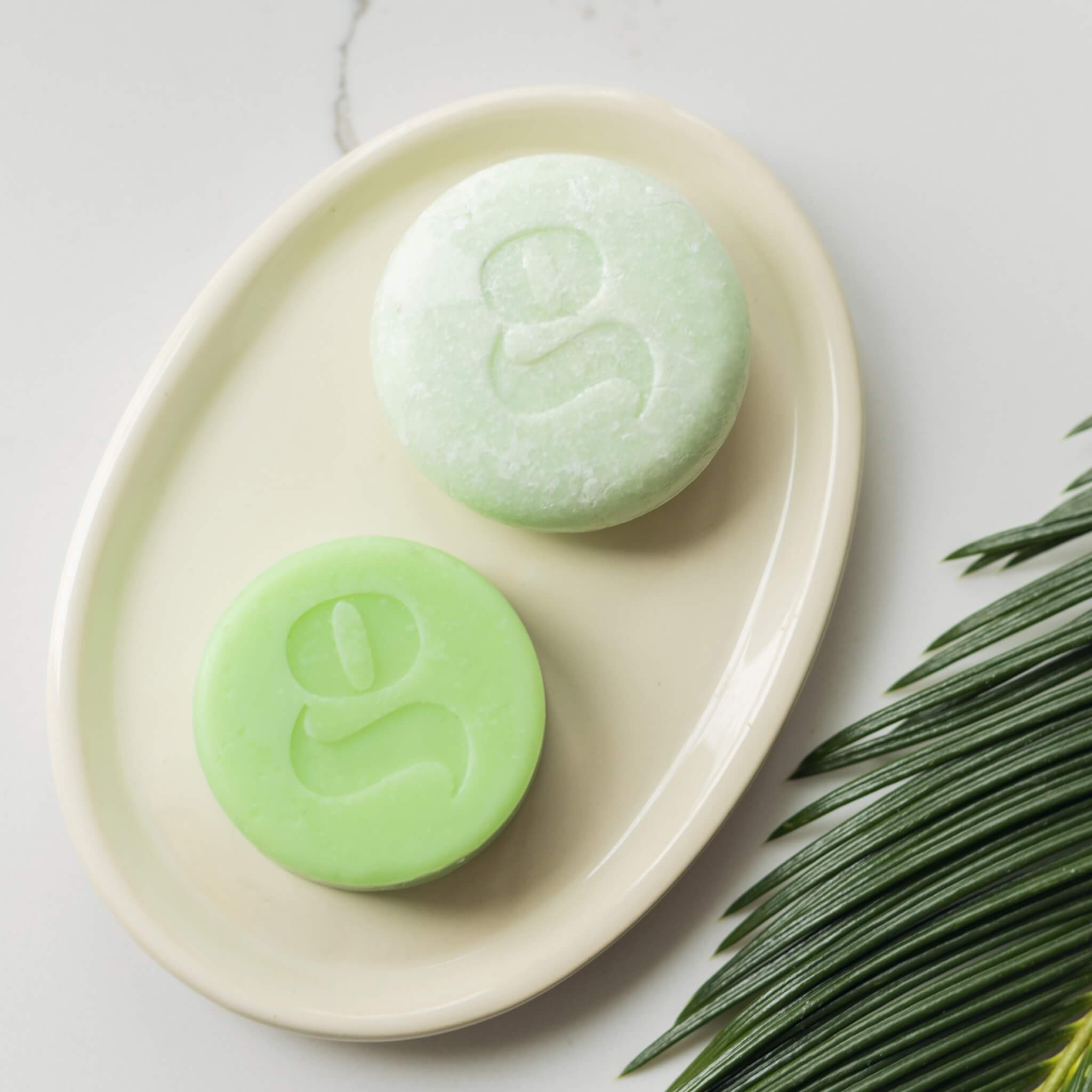 Shampoo Bar, Alla hårtyper - Fresh & Light, 80 g.
