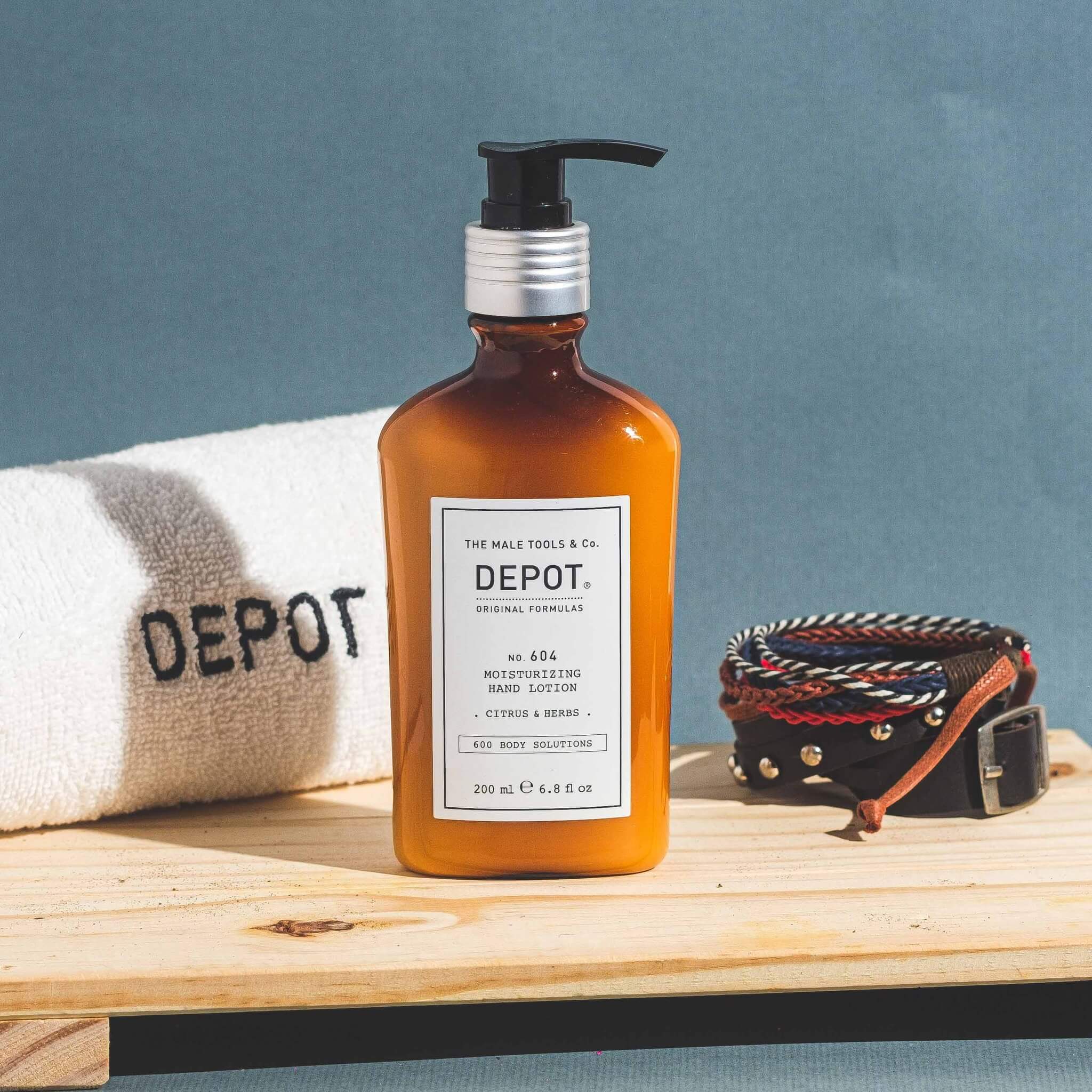 Återfuktande handlotion, Citrus & Herbs, nr 604, 200 ml.