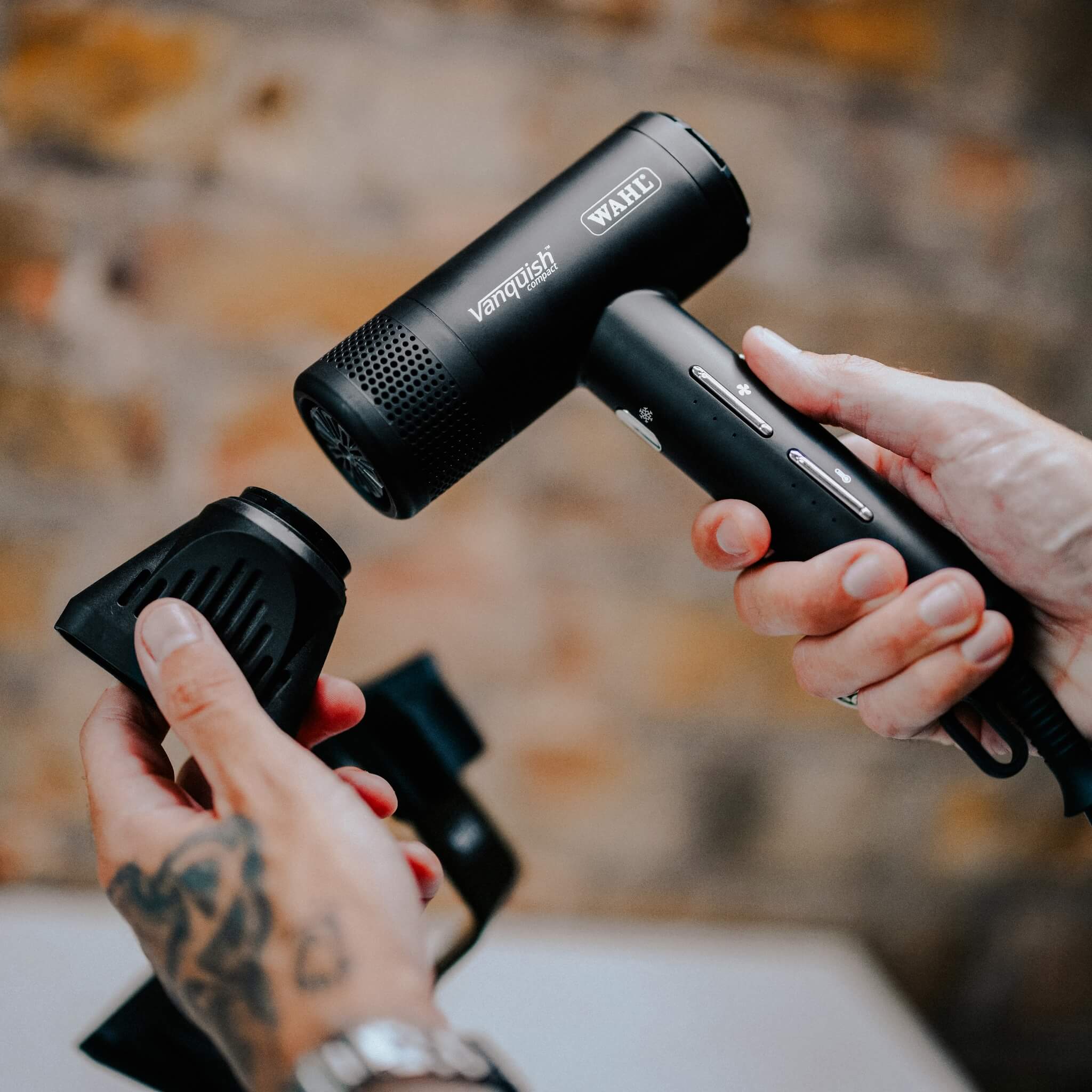 Vanquish Hårtork, Kompakt, 1600W, Svart