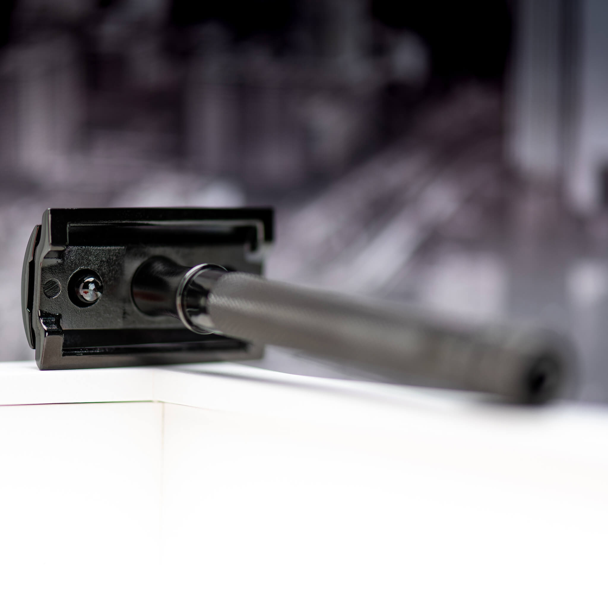 23 Säkerhetshyvel, långt grepp, svart