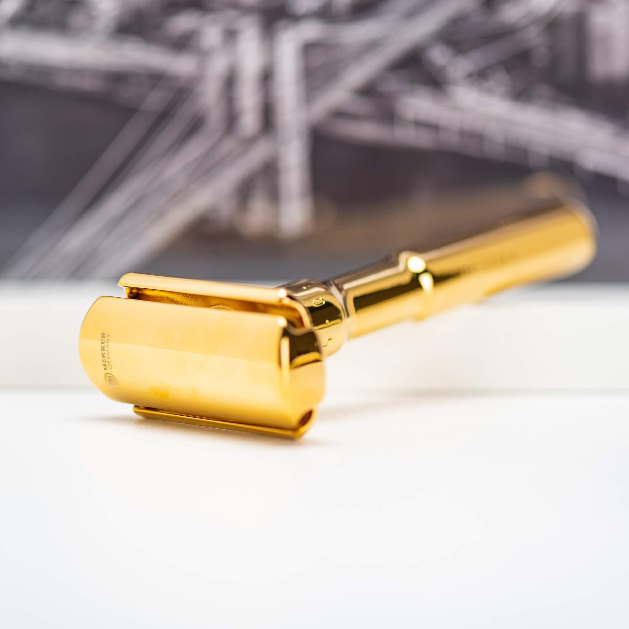 Futur Justerbar Säkerhetshyvel, guld