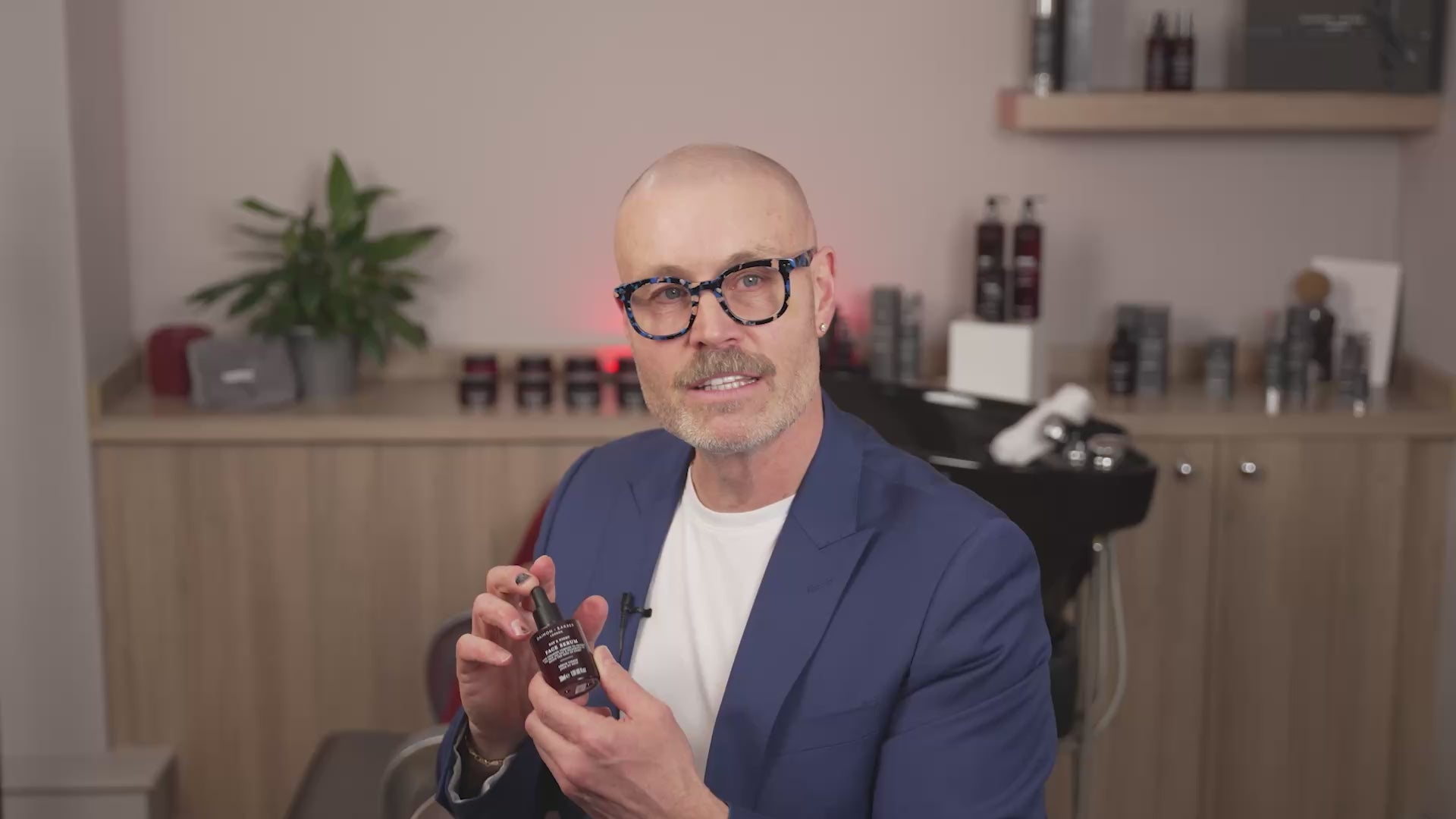 Ladda video: Ansiktsserum, 30 ml.